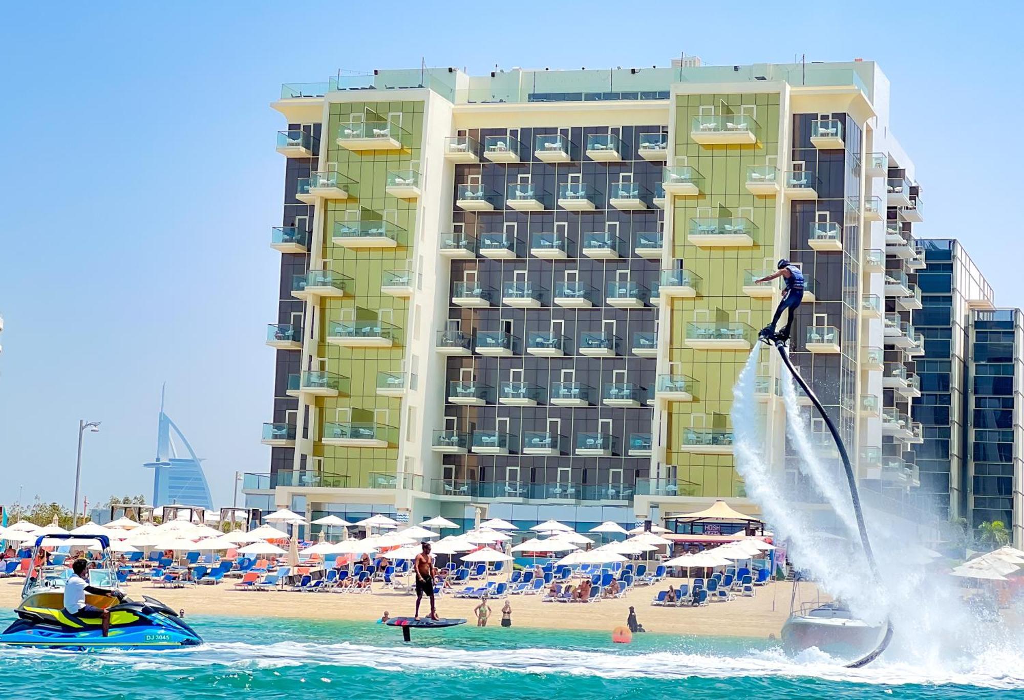 Resort Royal And The Palm