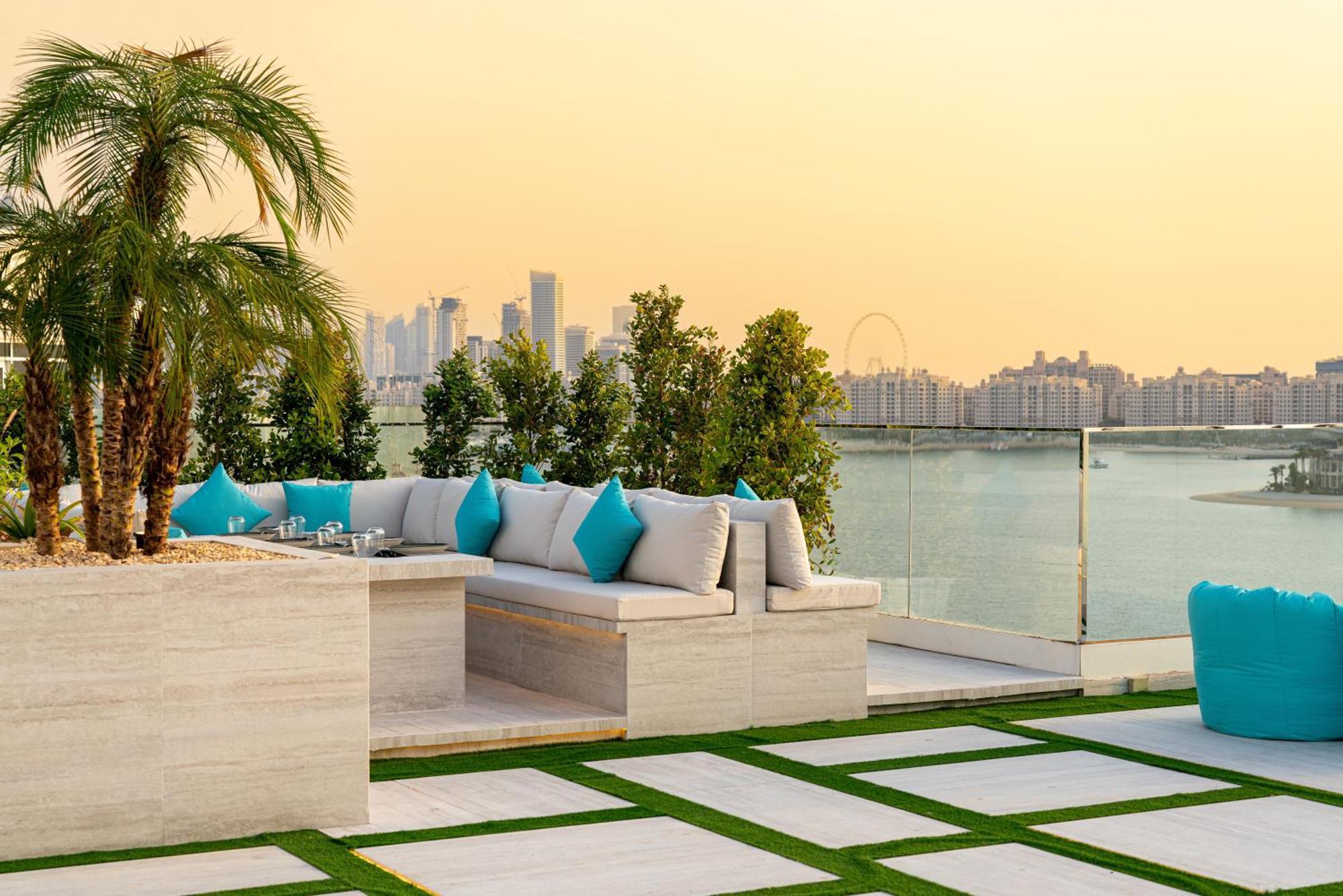 Royal And The Palm 5*