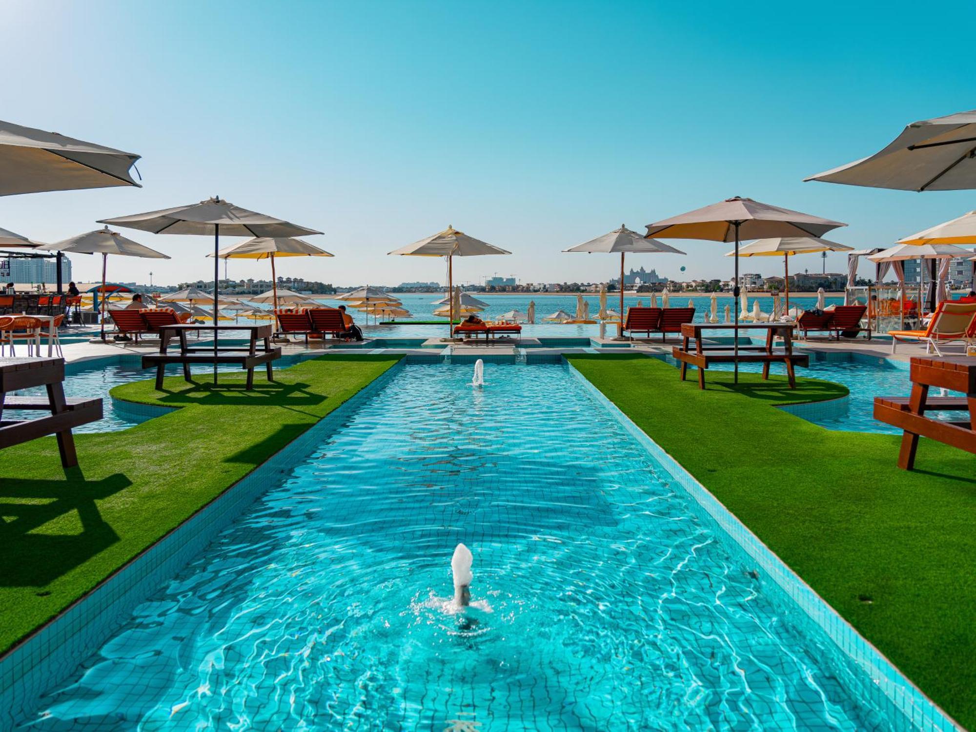 Royal And The Palm Resort