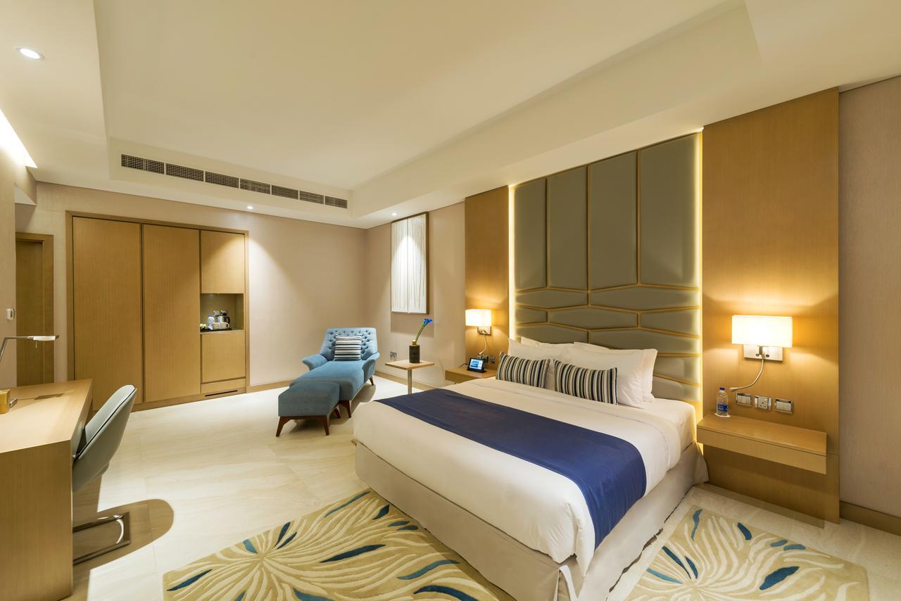 Royal And The Palm 5*