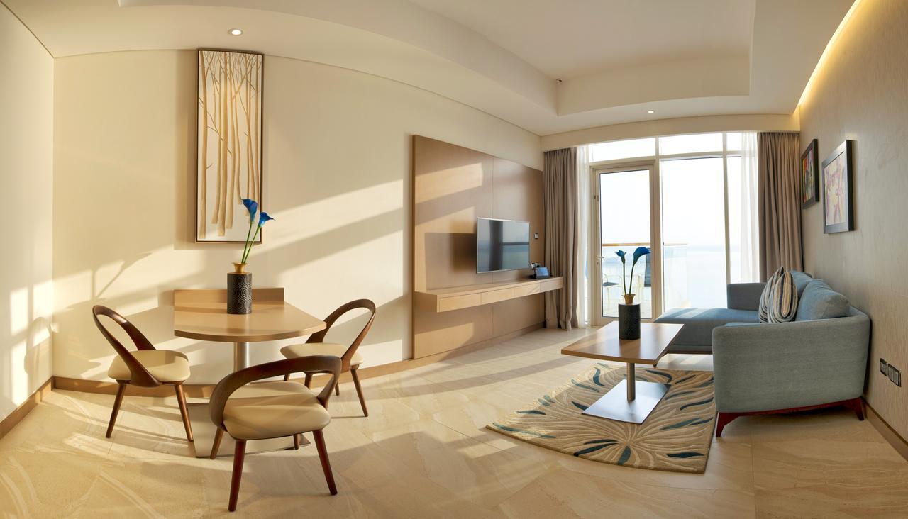 Royal And The Palm Resort 5*